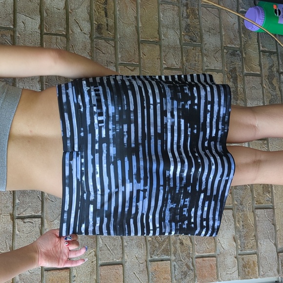 Golf Skort - Picture 4 of 7